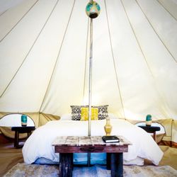 Drift Outdoors - We talk to our customers about their stylistic ideas prior to set up!