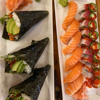 Lahaina Sushi Ko - Hamachi hand roll, salmon nigiri, Lahaina roll - Sushi Bars Near Me - Lahaina, Hawaii