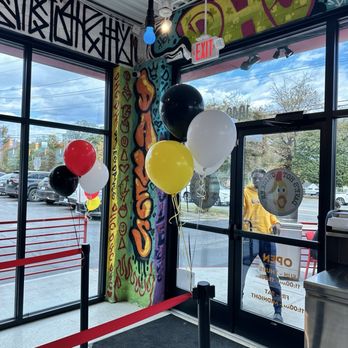 Dave's Hot Chicken - Chicken Shop Near Me - Greensboro, North Carolina