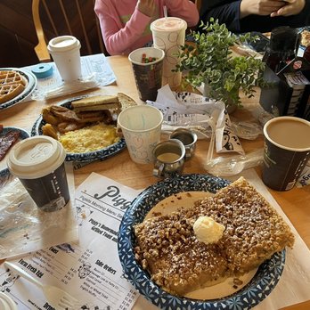 Piggy's Restaurant - Breakfast & Brunch Near Me - Lake Harmony, Pennsylvania Piggy's Restaurant - Breakfast & Brunch Near Me - Lake Harmony, Pennsylvania