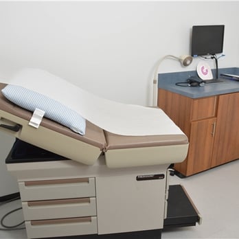 Plaza OBGYN - Exam Room - Obstetricians & Gynecologists Near Me - Houston, Texas Plaza OBGYN - Exam Room - Obstetricians & Gynecologists Near Me - Houston, Texas