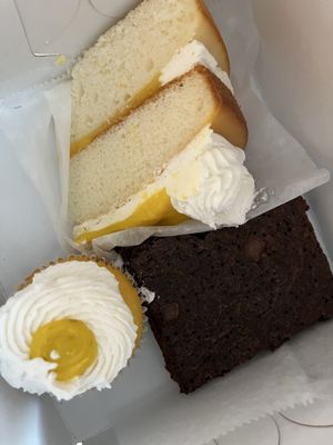 Blue Rooster Bakehouse by null