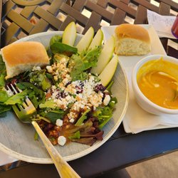 Spoons Bistro & Bakery