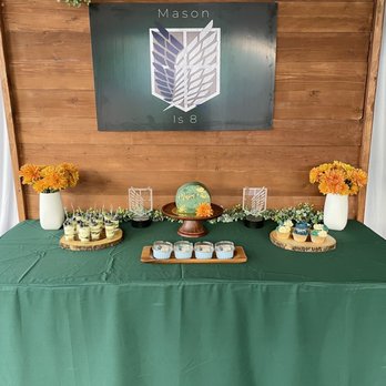 SR Party Rentals - Hunter green table cloth - Party Equipment Rentals Near Me SR Party Rentals - Hunter green table cloth - Party Equipment Rentals Near Me
