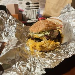 Monkey Brothers Lab - Cheese burger