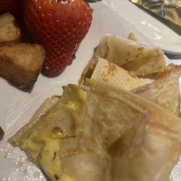 Crêpes Normandie. I'm embarrassed that I forgot to take a picture before I dug in. That's how good it is, though....
