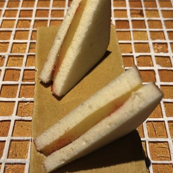 COME By Paco Mendez - Meringue sandwich with Chamoy - Mexican Near Me - Barcelona, B