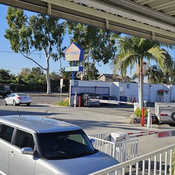 Cherry Carson RV & Storage - Self Storage Near Me - Long Beach, California