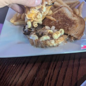 Tanner's Bar & Grill- Shawnee - Nastiest food ever - Sports Bars Near Me - Shawnee, Kansas