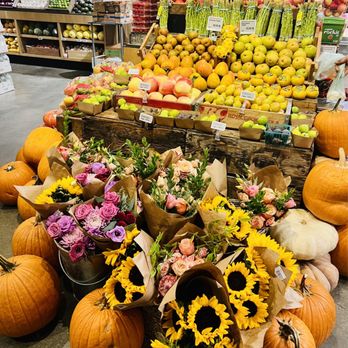 Erewhon - Grocery Near Me - Santa Monica, California Erewhon - Grocery Near Me - Santa Monica, California