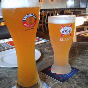 Beertown - Some greatly poured drafts! - Gastropubs Near Me - Cambridge, Ontario
