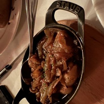 Barberian's Steak House - Sautéed onions - Steakhouses Near Me - Toronto, Ontario Barberian's Steak House - Sautéed onions - Steakhouses Near Me - Toronto, Ontario