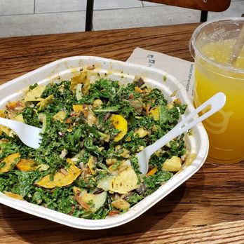 sweetgreen - Healthy Salads, Wraps, and Bowls - SHROOMAMI - Salad Near Me - Boston, Massachusetts sweetgreen - Healthy Salads, Wraps, and Bowls - SHROOMAMI - Salad Near Me - Boston, Massachusetts