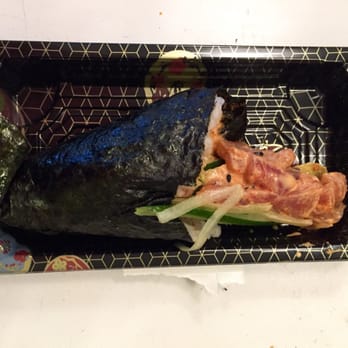 How Do You Roll - Spicy tuna hand roll, which somehow lost its insides on the way to my house. - Sushi Bars Near Me - Amsterdam, New Hampshire