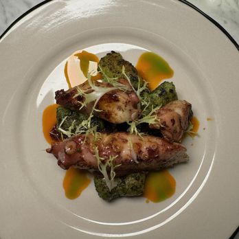 Lost Fox Inn - Spanish Octopus - Hotels Near Me - Litchfield, Connecticut
