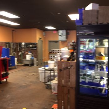 Bootleggers Brewworx - Lots of space - Breweries Near Me - Brandon, Florida Bootleggers Brewworx - Lots of space - Breweries Near Me - Brandon, Florida