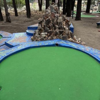 Hot Shot Miniature Golf - Mini Golf Near Me - Big Bear Lake, California
