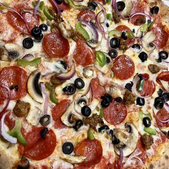 The Road Grill-N-Pizza - Supreme Pizza - Pizza Near Me - Stevenson Ranch, California