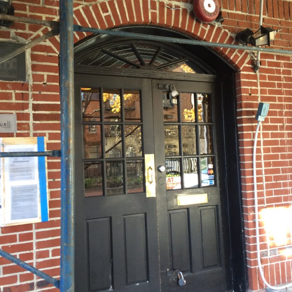 Christopher Park - Stonewall Inn front door - Parks Near Me Christopher Park - Stonewall Inn front door - Parks Near Me