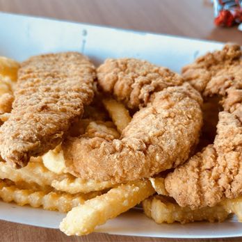 Beef 'n Bun - Kid's meal chicken strips - Burgers Near Me - El Cajon, California Beef 'n Bun - Kid's meal chicken strips - Burgers Near Me - El Cajon, California