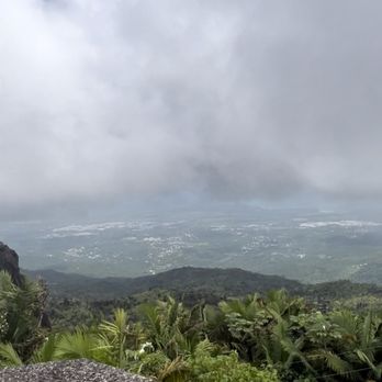 El Yunque Rainforest - View from El Yunque Peak - Hiking Near Me - Luquillo, Puerto Rico El Yunque Rainforest - View from El Yunque Peak - Hiking Near Me - Luquillo, Puerto Rico