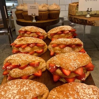 Tout Suite - Look at those Strawberries and Creme Croissant - Cafes Near Me - Houston, Texas Tout Suite - Look at those Strawberries and Creme Croissant - Cafes Near Me - Houston, Texas