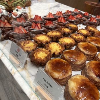 Salswee - Croissant pastries - Bakeries Near Me - New York, New York Salswee - Croissant pastries - Bakeries Near Me - New York, New York