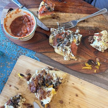 MiPa's Table - Regular pizza with pepperoni & mushrooms. Breakfast pizza with sausage, onions, peppers, fried egg - Coffee & Tea Near Me - Pamplin, Virginia MiPa's Table - Regular pizza with pepperoni & mushrooms. Breakfast pizza with sausage, onions, peppers, fried egg - Coffee & Tea Near Me - Pamplin, Virginia