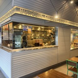 Shake Shack Country Club Plaza