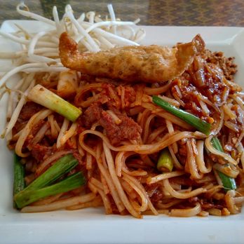 Thai Chili - Beef Pad Thai - Thai Near Me - Reno, Nevada Thai Chili - Beef Pad Thai - Thai Near Me - Reno, Nevada