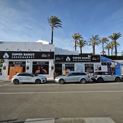 Super Banus