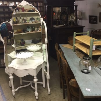 Butler's Antique Mall - Antiques Near Me - Jackson, Tennessee Butler's Antique Mall - Antiques Near Me - Jackson, Tennessee