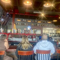 DJ's Tap House & Grill - Interior