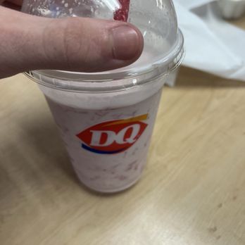 Dairy Queen Grill & Chill - Medium strawberry shake - Fast Food Near Me - Holton, Kansas