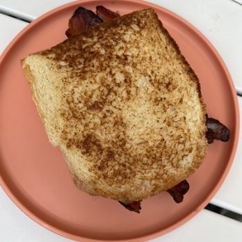 LB Kitchen - Cafes Near Me - Portland, Maine