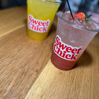 Sweet Chick - Queen of NY and Boozy mango lemonade cocktail - Southern Near Me - New York, New York Sweet Chick - Queen of NY and Boozy mango lemonade cocktail - Southern Near Me - New York, New York