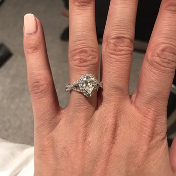 Dynasty Jewelers - Jewelry Near Me - Summit Argo, Illinois