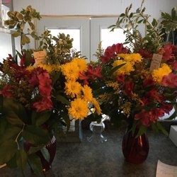 Lil' Floral Boutique on Main - Arrangements for the Red Rooster Cafe!