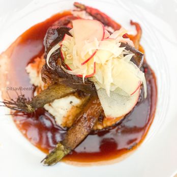 Robins Restaurant - Braised Beef Short Rib - New American Near Me - Cambria, California Robins Restaurant - Braised Beef Short Rib - New American Near Me - Cambria, California
