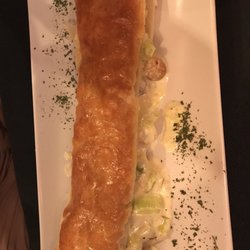 Canasuni - Puff pastry with leeks, appetizer