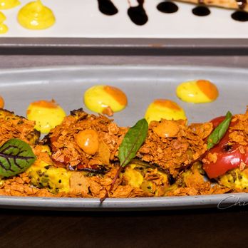 Khazana - By Chef Sanjeev Kapoor - Jodhpuri Papad Paneer Tikka ($22) - Indian Near Me - Toronto, Ontario