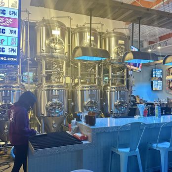 Jekyll Brewing - Inside bar - Breweries Near Me - Jacksonville Beach, Florida Jekyll Brewing - Inside bar - Breweries Near Me - Jacksonville Beach, Florida