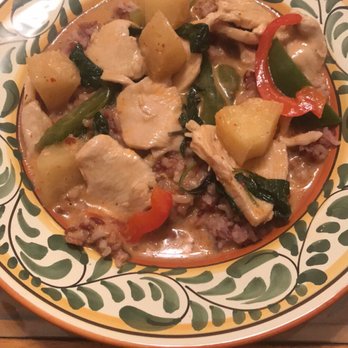 Pad Thai - Pineapple curry with chicken and brown rice - I highly recommend it! It has a coconut milk base, which goes great with the pineapple. - Thai Near Me - Saint Louis, Missouri
