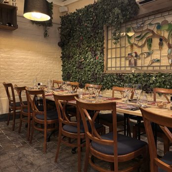 Le Zinneke - The interior - Belgian Near Me - Schaerbeek, BRU