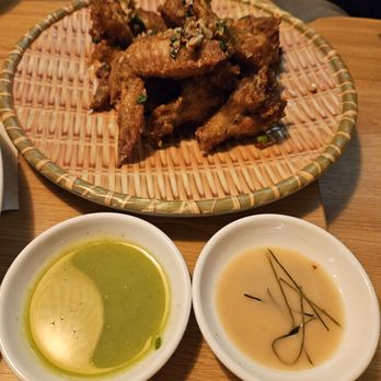 Ganh Vietnamese Kitchen - Vietnamese Near Me - Vancouver, British Columbia