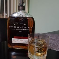 Hylan Bay Wine & Liquor - Woodford reserve