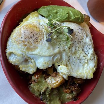 Café Locale - Hangover Skillet - Breakfast & Brunch Near Me - Attleboro, Massachusetts