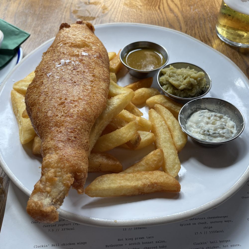 The Defectors Weld - Pubs Near Me - London, XGL The Defectors Weld - Pubs Near Me - London, XGL