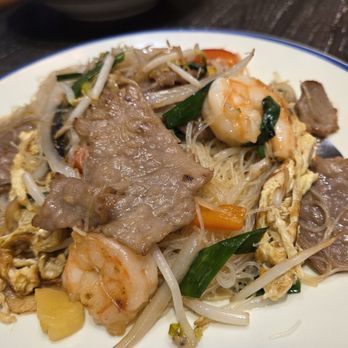 Yi Xin Cafe - House Rice Noodles - Hong Kong Style Cafe Near Me - Honolulu, Hawaii Yi Xin Cafe - House Rice Noodles - Hong Kong Style Cafe Near Me - Honolulu, Hawaii