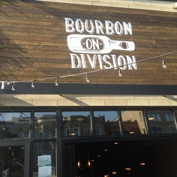 Bourbon On Division - Sunny saturday afternoon. - Southern Near Me - Chicago, Illinois